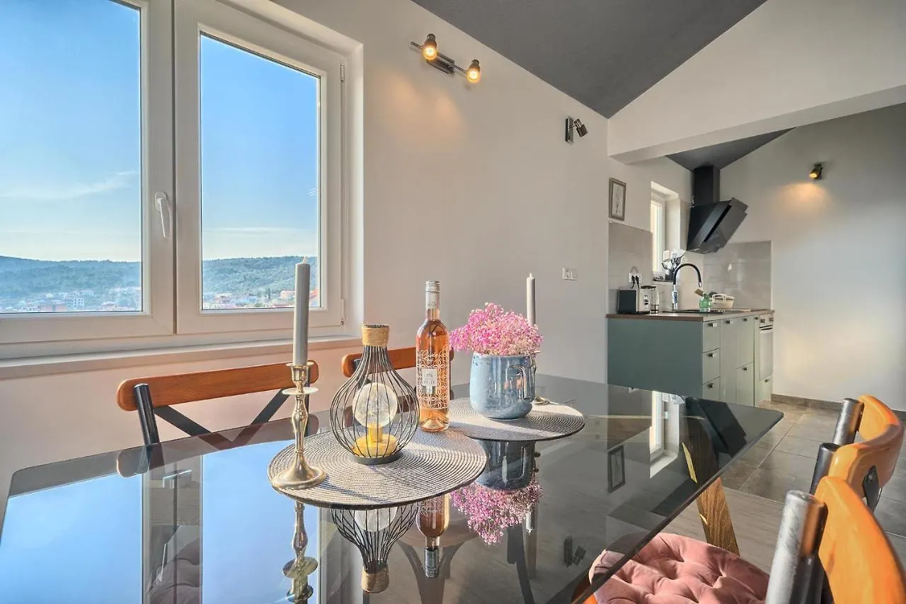 Aquamarin - Premium Seaview Apartment 斯拉汀