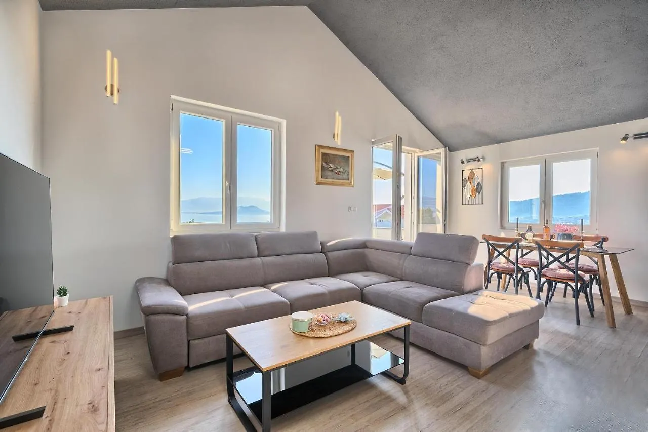 Aquamarin - Premium Seaview Apartment 斯拉汀