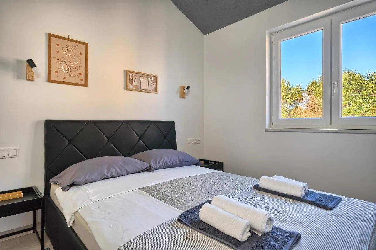 Aquamarin - Premium Seaview Apartment 斯拉汀